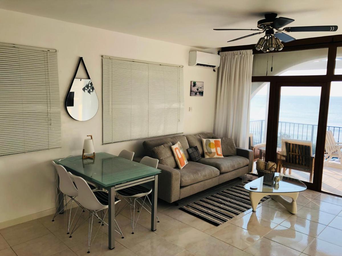 Pissouri Beach Front Apartments エクステリア 写真