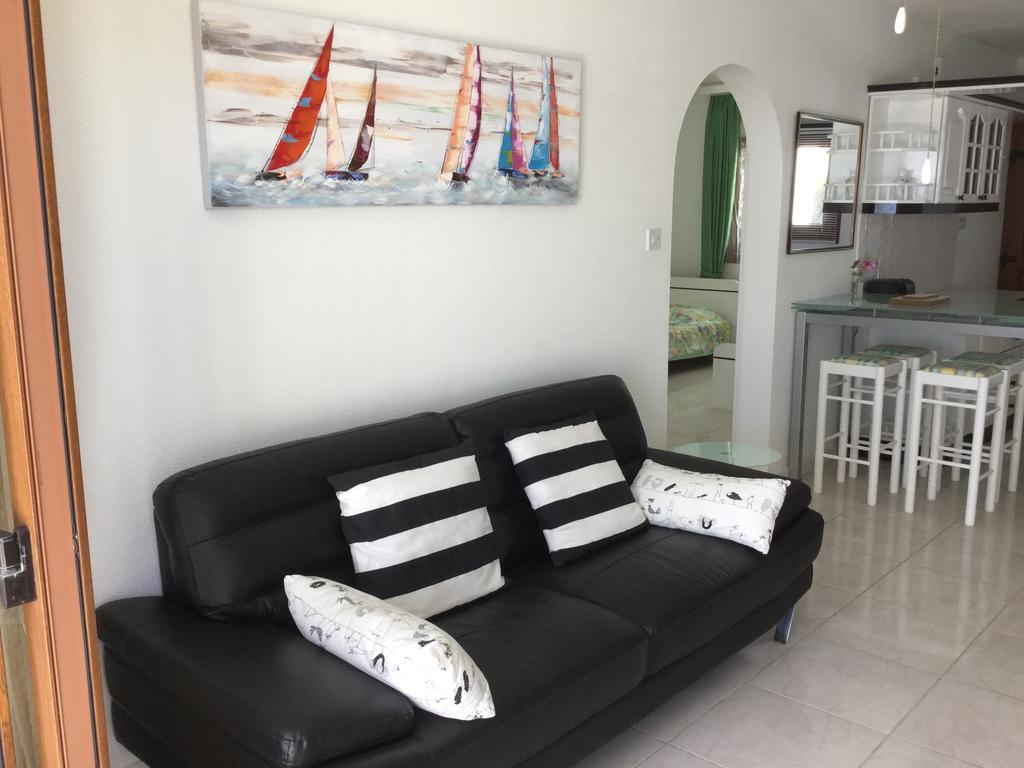 Pissouri Beach Front Apartments エクステリア 写真