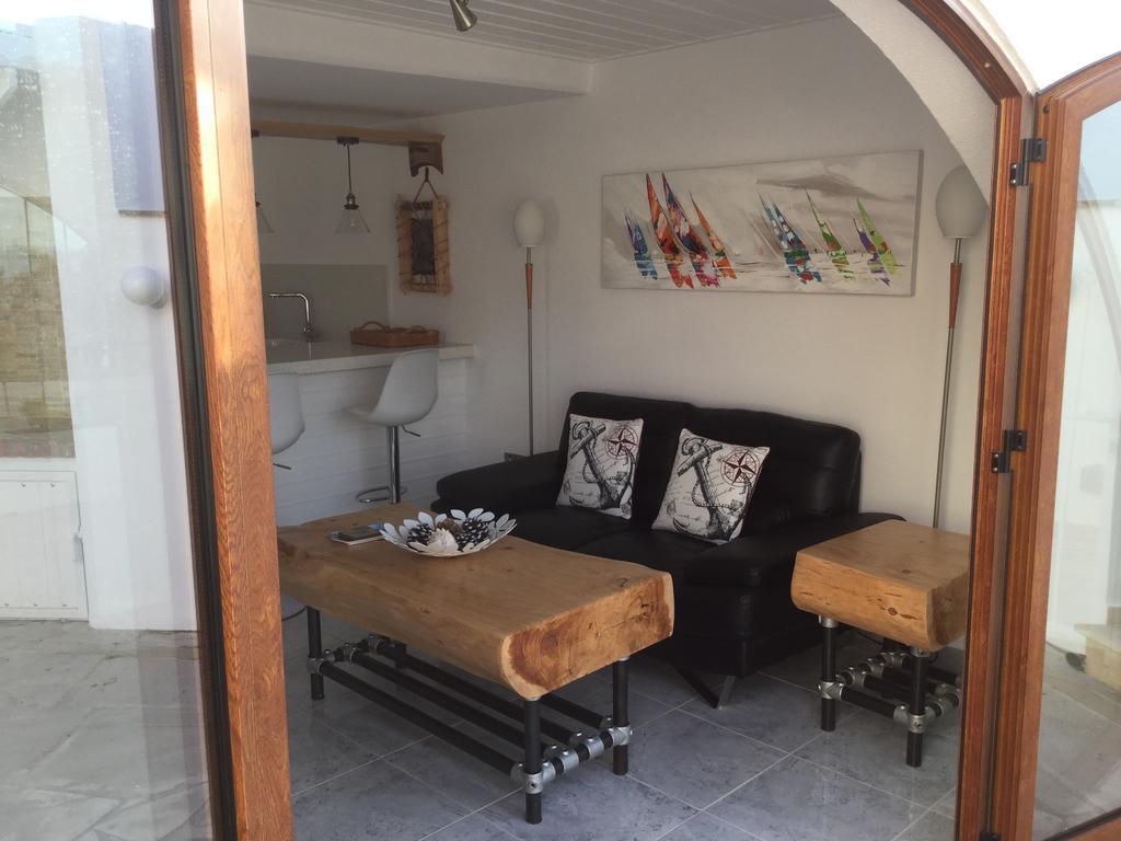 Pissouri Beach Front Apartments エクステリア 写真