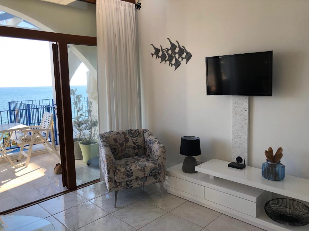 Pissouri Beach Front Apartments エクステリア 写真