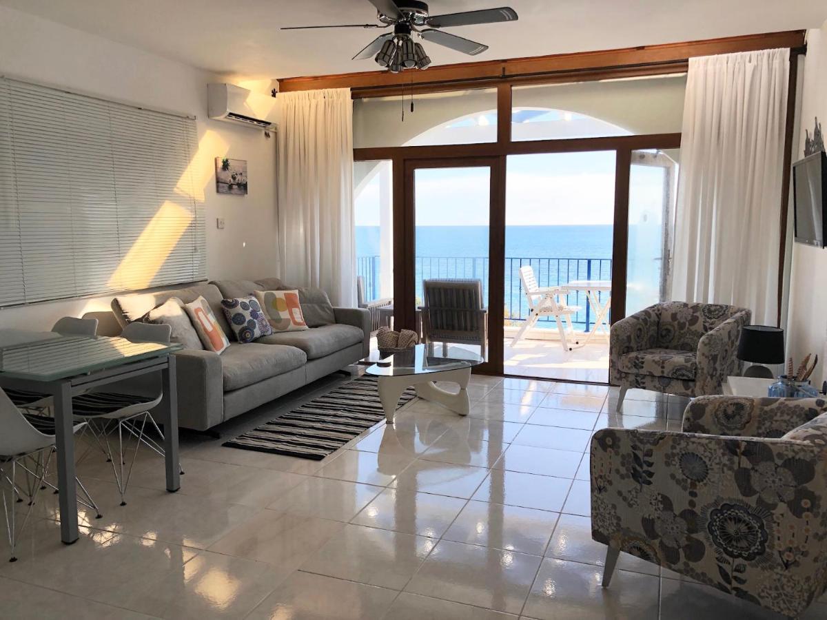 Pissouri Beach Front Apartments エクステリア 写真